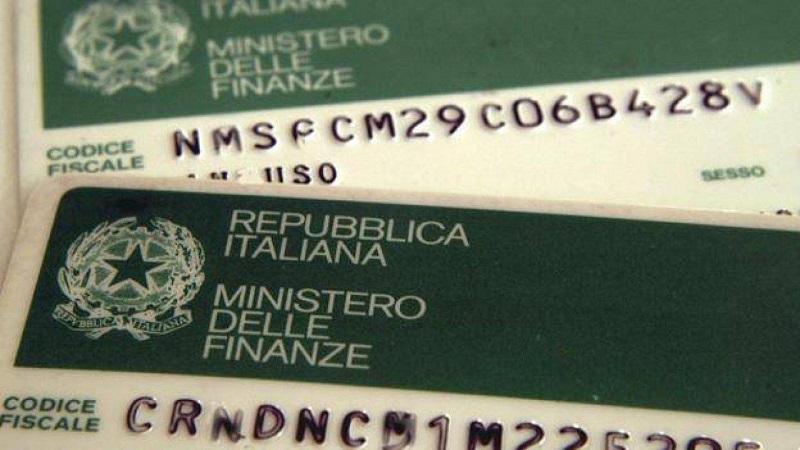 Piece A Fournir Pour Demande De Nationalite Italienne "CODICE FISCALE" - Guide au code des impôts en Italie: 2) Documentation